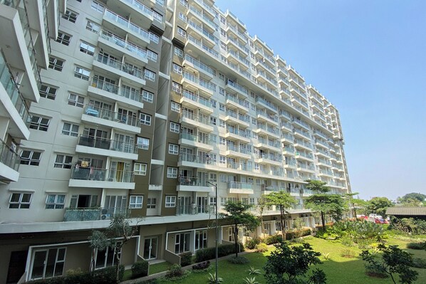 Exterior - Brand New 1Br At Apartment Gateway Pasteur (Cimahi)