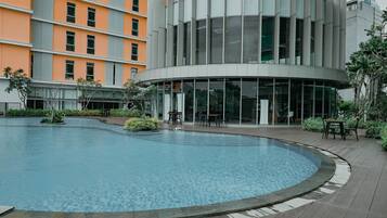 Kolam renang outdoor