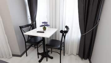 Deluxe-Zimmer, 1 Queen-Bett | Ausblick vom Zimmer