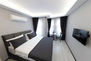 Deluxe Room, 1 Queen Bed | Minibar, in-room safe, individually furnished, laptop workspace - AYA LANGA HOTEL (Istanbul)