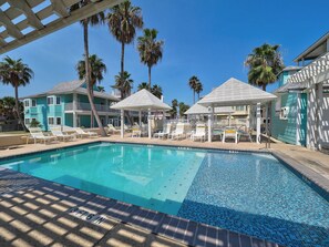 Pool - Seashell Village Resort (Port Aransas)