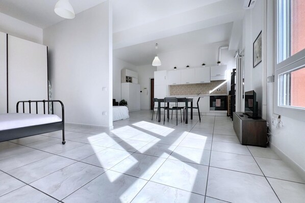 1 Schlafzimmer, Schreibtisch, Bügeleisen/Bügelbrett, WLAN