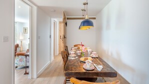 Dining - 3 bedroom accommodation in Longham (Longham)