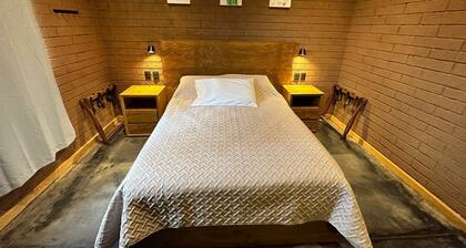 ENJOY THIS BEAUTIFUL CABIN, CLOSE TO THE NOGAL LAKE IN TAPALPA!