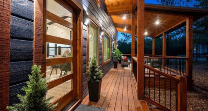 Sauna, Bar, Big Patio, Hot Tub, Fire Pit, Pets, Anytime Wine