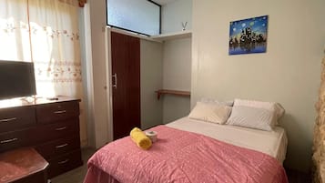 1 habitación, wifi y ropa de cama