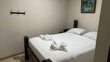 1 bedroom, laptop workspace, free WiFi, bed sheets