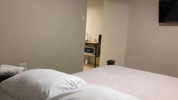 1 phòng ngủ, khu vực làm việc phù hợp cho laptop