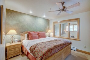 2 bedrooms, iron/ironing board, free WiFi, bed sheets - Nestled between Deer Valley & Main Street Park City (Park City)