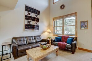 Smart TV, fireplace, DVD player - Nestled between Deer Valley & Main Street Park City (Park City)