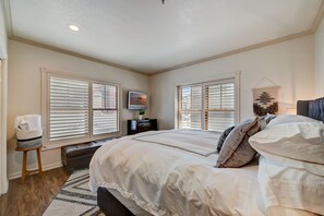 2 bedrooms, iron/ironing board, free WiFi, bed sheets - Top Floor 2BD Town Lift Main Street Park City (Park City)