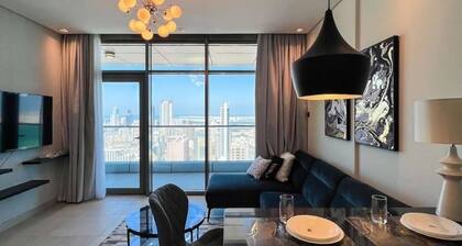 Luxury 1-bedroom apartment in Diplomatic Area with WiFi, Gym Cinema, pool.