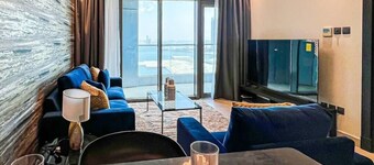 Luxury 1-bedroom apartment in Diplomatic Area with WiFi, Gym Cinema, pool.
