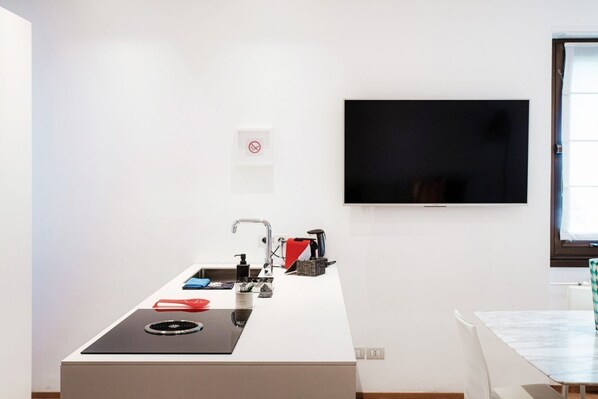 Fridge, microwave, oven, dishwasher