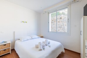 2 Schlafzimmer, Bügeleisen/Bügelbrett, WLAN, Bettwäsche