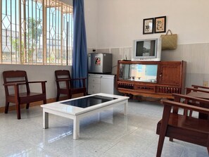 Interior - Green - Coastal City - Dam Market (Nha Trang)