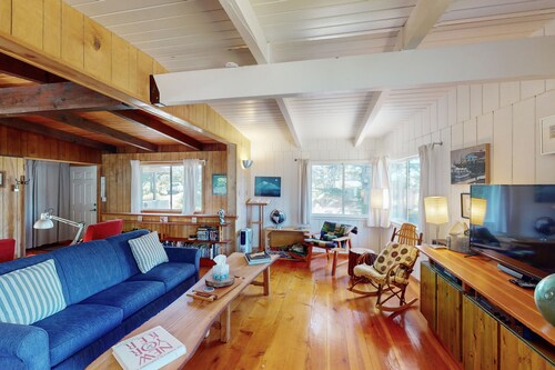 Florence oceanfront escape, where cozy meets coastal charm