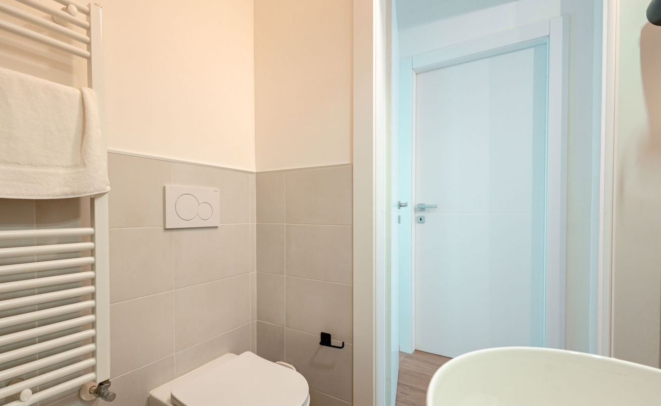Doccia, asciugacapelli, bidet