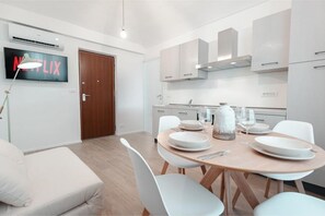 Dining - [Torino Centro] Odissea House (Torino)