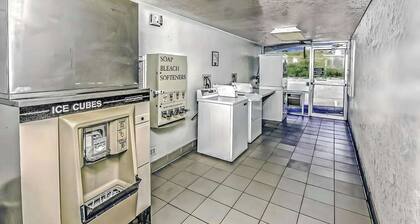 Motel 6 – Colorado Springs, CO – South/Metro Area