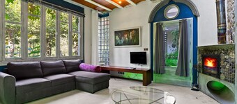 Country House 'Zentralclub Proton' with Mountain View, Private Terrace and Wi-Fi
