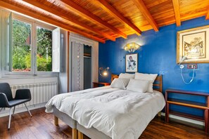 1 bedroom, free WiFi, bed sheets - Zentralclub Vatio Apartment with Mountain Views, Private Terrace and Wi-Fi (Belmonte De Miranda)