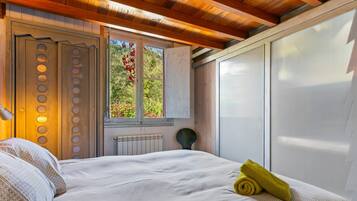 1 camera, Wi-Fi gratuito, lenzuola