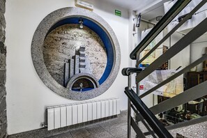 Interior - Zentralclub Voltio country house with mountain views, private terrace, and Wi-Fi (Belmonte De Miranda)