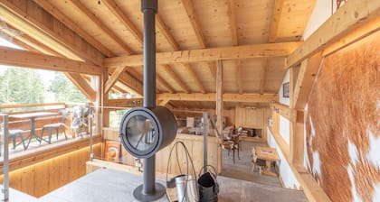 Chalet 'Les Belles Des Champs' mit Bergblick, Gemeinschaftsgarten und Wi-Fi