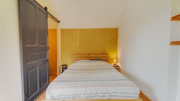 1 quarto, ferros/tábuas de passar roupa, Wi-Fi de cortesia