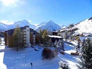 Exterior - Apartment 'Meijotel' with Mountain View and Balcony (Les Deux-Alpes)