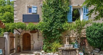 Appartement 'Authentique Et Confortable' avec jardin partagé