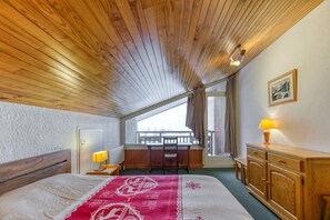 4 bedrooms, WiFi - Apartment 'Cabourg 98' with Mountain View and Balcony (Les Deux Alpes)