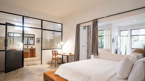 Unclassified image, 5 of 29, button - Berawa Factory Lofts (Canggu)
