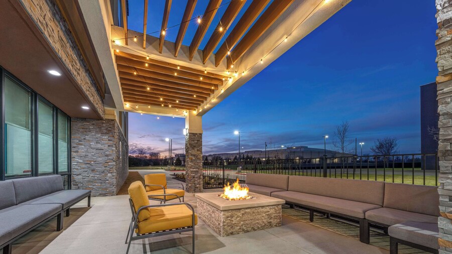 Home2 Suites Dallas I-30 Cockrell Hill