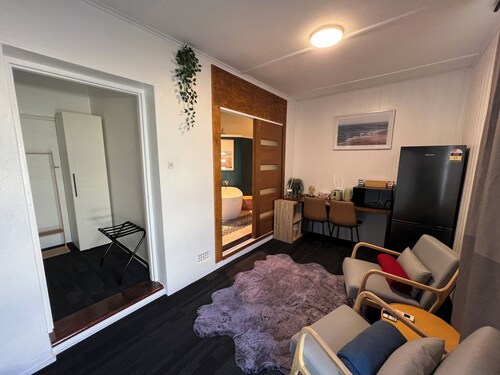 Comforting Stay with Spacious & Serene Bath