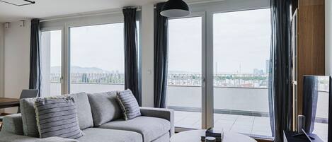 电视、立体声音响