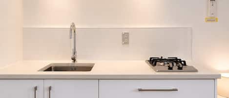 Coffee/tea maker, microwave, stovetop, electric kettle