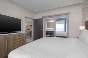 In-room safe, iron/ironing board, free WiFi - Home2 Suites BY Hilton Phoenix Midtown (Phoenix)