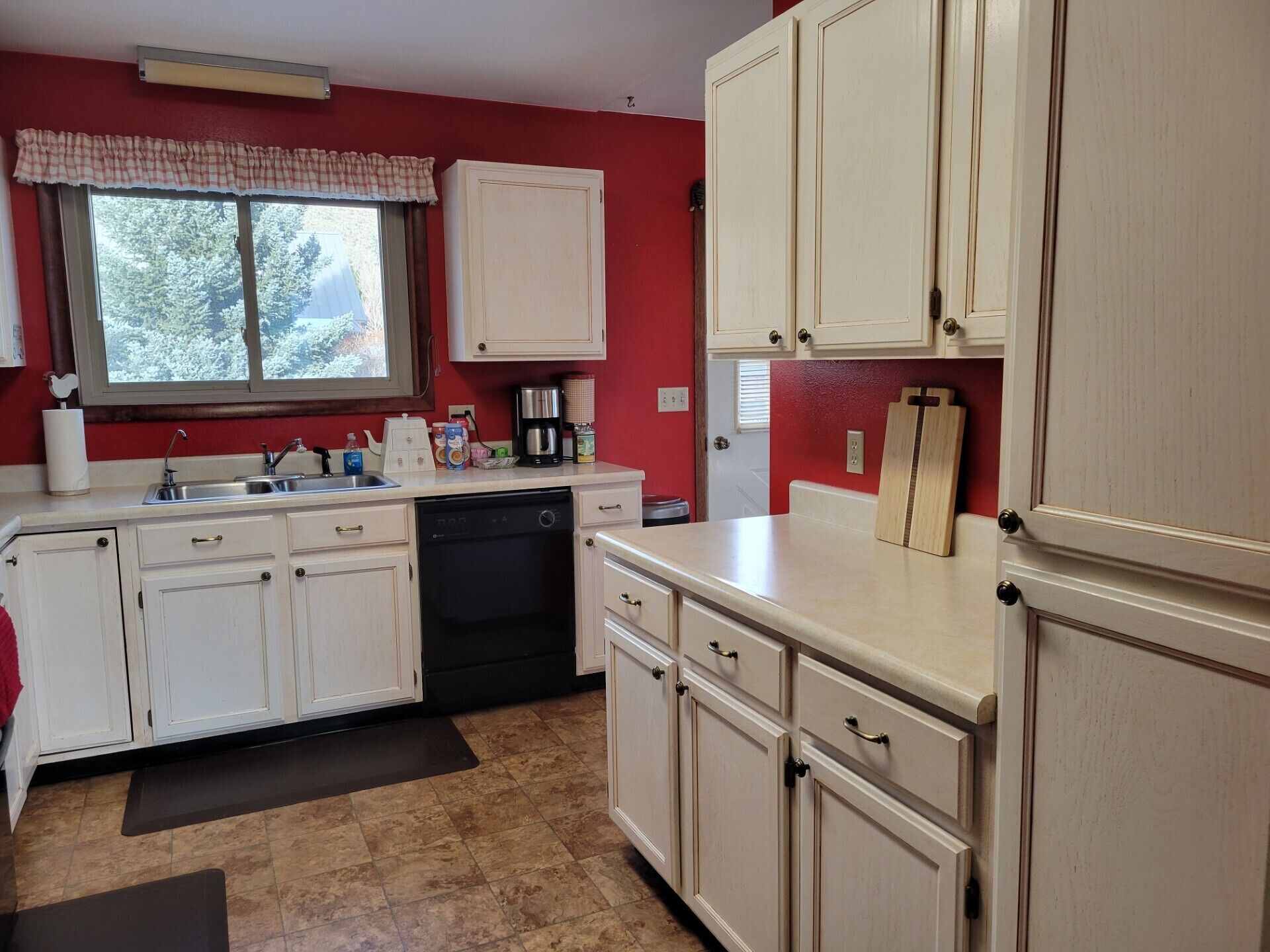 冰箱、微波炉、烤箱、炉灶