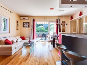 TV - Morski dragulj by Interhome (Vodice)