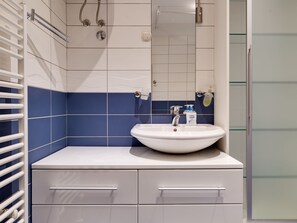 Hair dryer, towels - Morski dragulj by Interhome (Vodice)