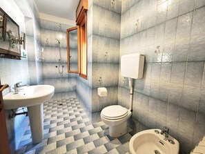 Een douche, een bidet