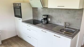 Kühlschrank, Ofen, Geschirrspüler, Toaster