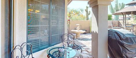 Outdoor dining