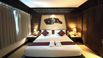 Junior-Suite | 1 Schlafzimmer, Schreibtisch, schallisolierte Zimmer, kostenloses WLAN