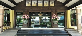 Ruean Phae Royal Park Hotel
