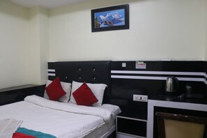 Quarto luxo | Escrivaninha, Wi-Fi de cortesia