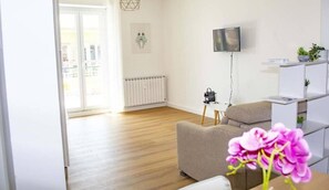 Living area - Ostia Holiday Tristan and Isolde (ROMA)