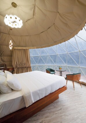 360 Dome Suite | Luxe beddengoed, gratis wifi, beddengoed